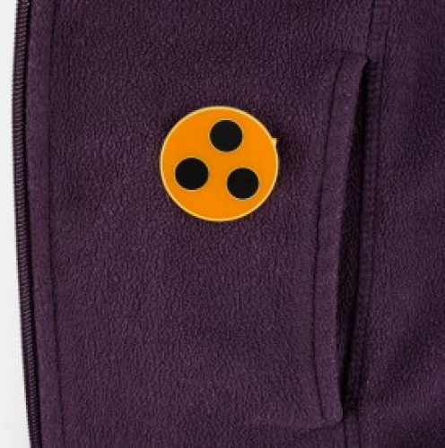Blindenabzeichen Gelb mit 3 schwarzen Punkten Anstecknadel